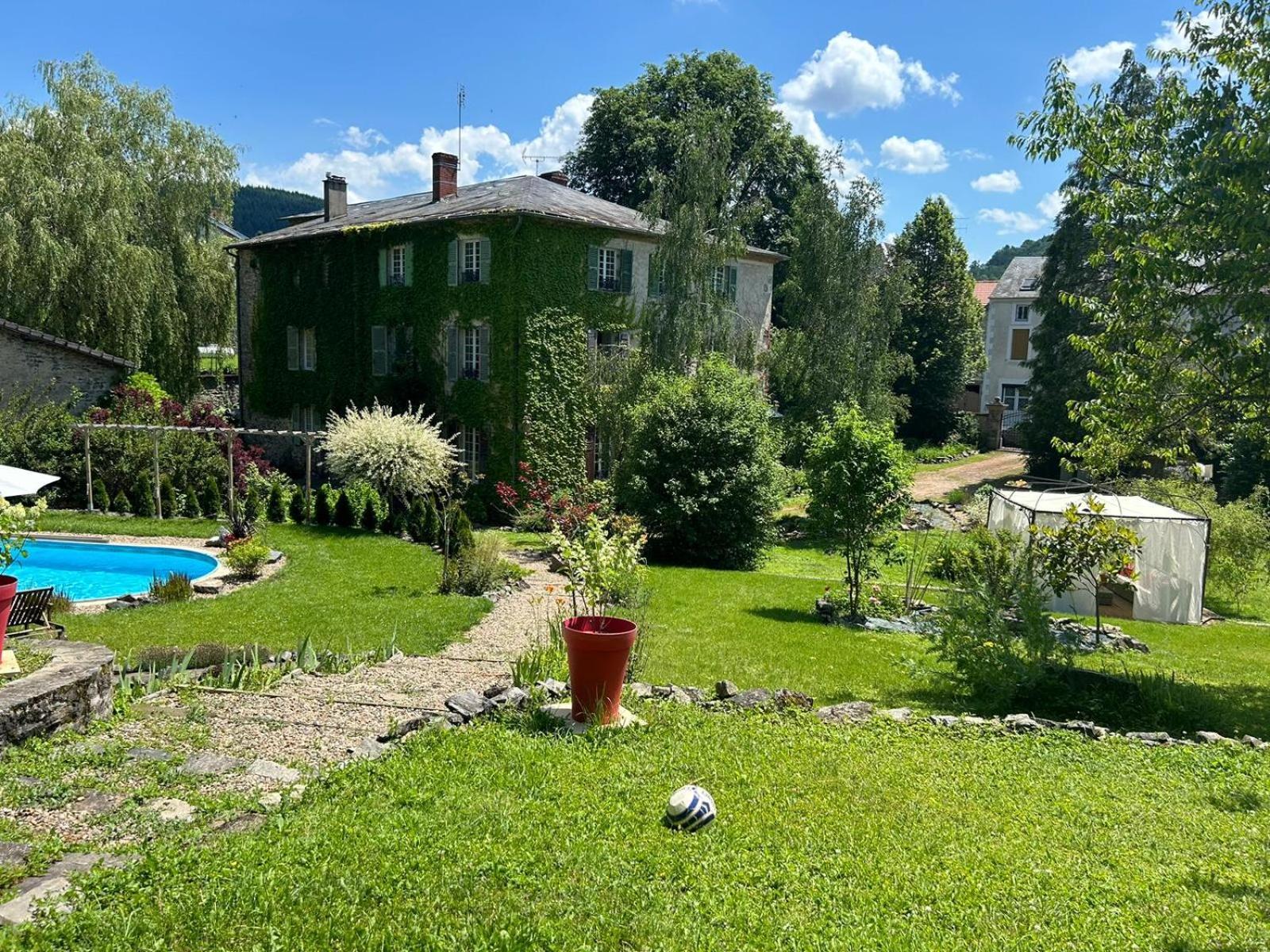 Le Clos Bourbon Ferrières-sur-Sichon Exteriér fotografie